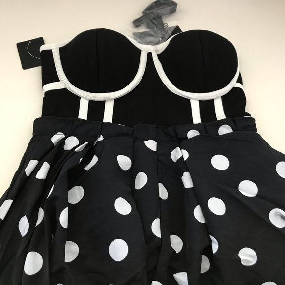 BEBE Whitney Polka Dot Hi Low Contrast Trim Gown - Picture 5 of 8